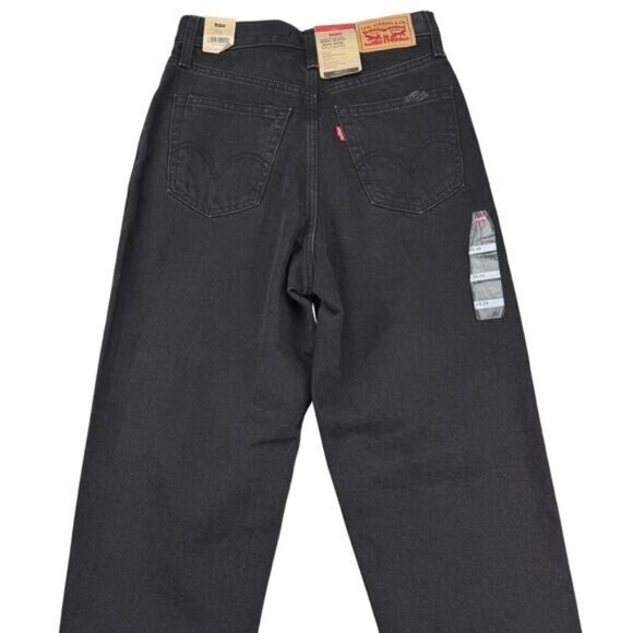 NWT LEVI'S High Waisted Mom Black Destructed Jeans Size 25 - Picture 9 of 10